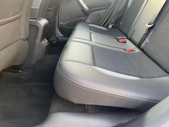 Peugeot 2008 1.2 PureTech Allure SUV 5dr Petrol EAT Euro 6 (s/s) (110 ps)