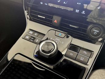 Subaru Solterra 71.4kWh Touring SUV 5dr Electric Auto AWD (218 ps)