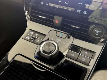 Subaru Solterra 71.4kWh Touring SUV 5dr Electric Auto AWD (218 ps)