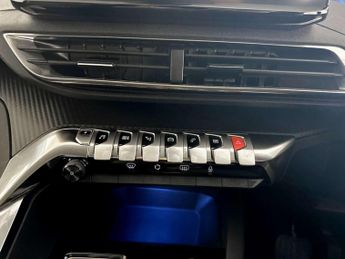 Peugeot 3008 1.6 13.2kWh Allure SUV 5dr Petrol Plug-in Hybrid e-EAT Euro 6 (s