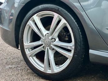 Audi A3 2.0 TDI S line Sportback S Tronic Euro 6 (s/s) 5dr (Nav)