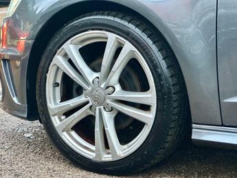 Audi A3 2.0 TDI S line Sportback S Tronic Euro 6 (s/s) 5dr (Nav)