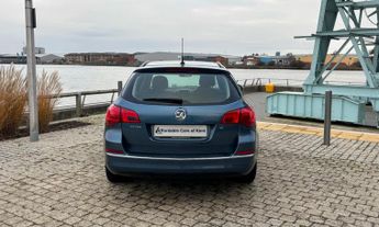 Vauxhall Astra 1.6 16V Design Sports Tourer Auto Euro 5 5dr