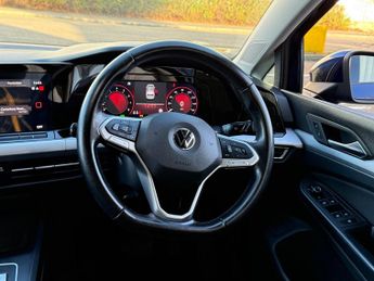 Volkswagen Golf 1.5 eTSI MHEV Life DSG Euro 6 (s/s) 5dr