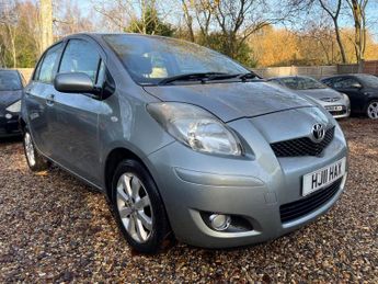 Toyota Yaris 1.33 Dual VVT-i T Spirit Euro 5 (s/s) 5dr