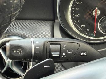 Mercedes-Benz A Class 1.5 A180d Sport (Premium) 7G-DCT Euro 6 (s/s) 5dr