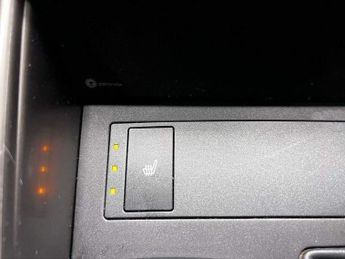 Lexus IS 2.5 300h F Sport E-CVT Euro 6 (s/s) 4dr