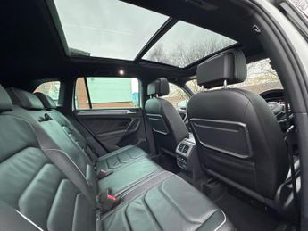 Volkswagen Tiguan 2.0 BiTDI R-Line DSG 4Motion Euro 6 (s/s) 5dr