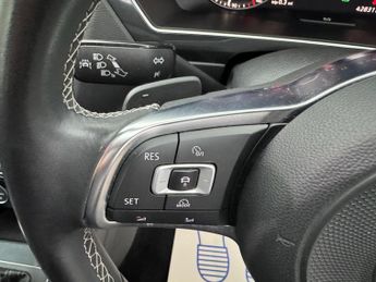 Volkswagen Tiguan 2.0 BiTDI R-Line DSG 4Motion Euro 6 (s/s) 5dr