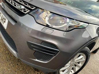 Land Rover Discovery Sport 2.0 TD4 SE Auto 4WD Euro 6 (s/s) 5dr