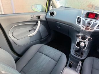 Ford Fiesta 1.4 Titanium 5dr