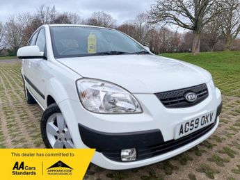 Kia Rio 1.4 3 Hatchback 5dr Petrol Manual (139 g/km, 95 bhp)