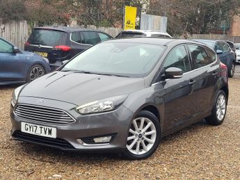 Ford Focus 1.5T EcoBoost Titanium Auto Euro 6 (s/s) 5dr
