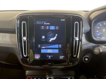 Volvo XC40 1.5h T4 Recharge 10.7kWh Inscription Auto Euro 6 (s/s) 5dr