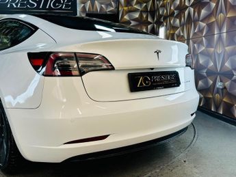 Tesla Model 3 (Dual Motor) Long Range Auto 4WDE 4dr