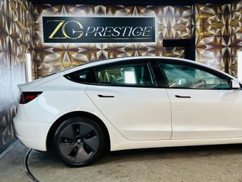 Tesla Model 3 (Dual Motor) Long Range Auto 4WDE 4dr