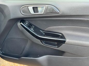 Ford Fiesta 1.6 Zetec Powershift Euro 5 5dr