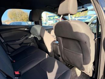 Ford Focus 1.0T EcoBoost ST-Line Auto Euro 6 (s/s) 5dr