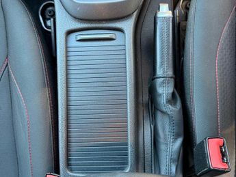 Ford Focus 1.0T EcoBoost ST-Line Auto Euro 6 (s/s) 5dr