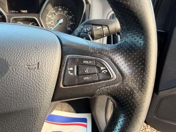 Ford Focus 1.0T EcoBoost ST-Line Auto Euro 6 (s/s) 5dr