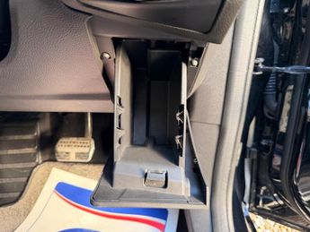 Ford Focus 1.0T EcoBoost ST-Line Auto Euro 6 (s/s) 5dr