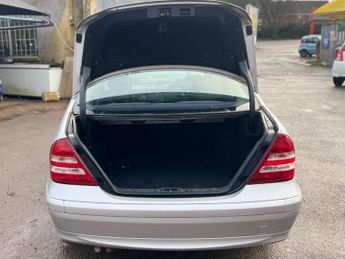 Mercedes-Benz C Class 1.8 C180 Kompressor Classic SE 4dr