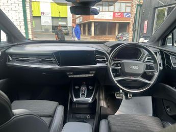 Audi Q4 e-tron 40 S line Auto 5dr 82kWh
