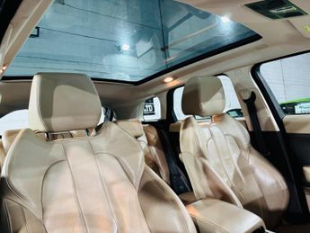 Land Rover Range Rover Evoque 2.2 SD4 Pure Auto 4WD Euro 5 5dr