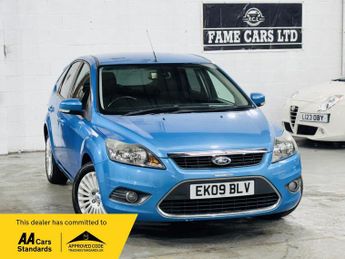 Ford Focus 1.6 Titanium 5dr