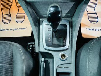 Ford Focus 1.6 Titanium 5dr