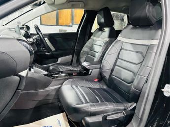 Citroen C4 1.2 PureTech Shine Plus EAT8 Euro 6 (s/s) 5dr