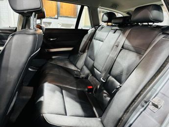 BMW 3 Series 2.0 320d ES Touring Steptronic Euro 5 5dr