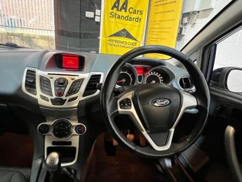 Ford Fiesta 1.25 Zetec 5dr