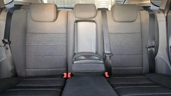 Ford Focus 1.6 Titanium 5dr