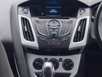 Ford Focus 1.6 Zetec Powershift Euro 5 5dr