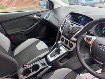 Ford Focus 1.6 Zetec Powershift Euro 5 5dr