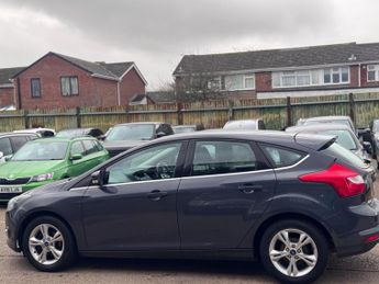 Ford Focus 1.6 Zetec Powershift Euro 5 5dr