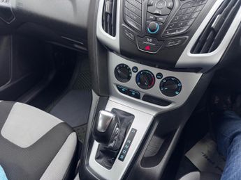 Ford Focus 1.6 Zetec Powershift Euro 5 5dr