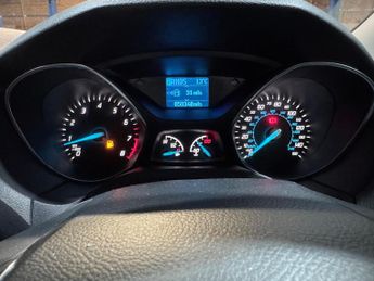 Ford Focus 1.6 Zetec Powershift Euro 5 5dr