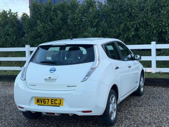 Nissan Leaf 24kWh Acenta Auto 5dr