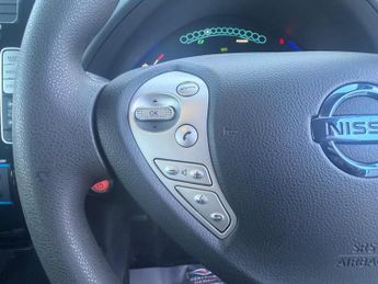 Nissan Leaf 24kWh Acenta Auto 5dr