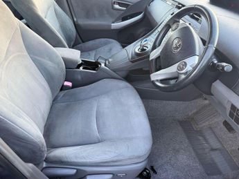 Toyota Prius 1.8 VVT-h T Spirit CVT Euro 5 (s/s) 5dr