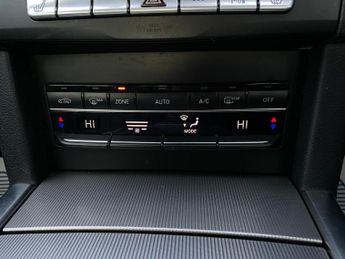 Mercedes-Benz E Class 2.1 E220 BlueTEC SE G-Tronic+ Euro 6 (s/s) 4dr