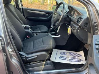 Mercedes-Benz B Class 1.5 B160 SE CVT 5dr