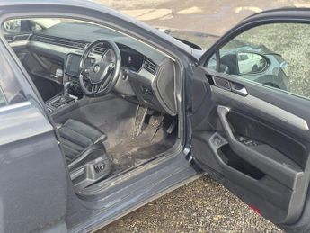 Volkswagen Passat 1.4 TSI GTE Advance DSG Euro 6 (s/s) 5dr