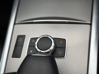 Mercedes-Benz E Class 2.1 E300dh BlueTEC AMG Night Edition G-Tronic+ Euro 5 (s/s) 5dr