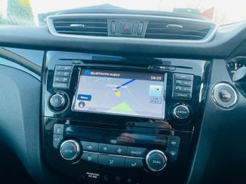Nissan Qashqai 1.6 dCi Tekna XTRON 2WD Euro 6 (s/s) 5dr