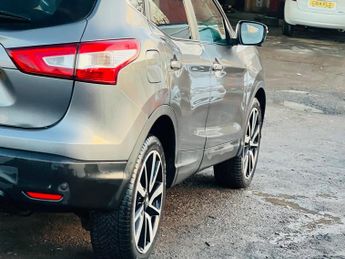 Nissan Qashqai 1.6 dCi Tekna XTRON 2WD Euro 6 (s/s) 5dr