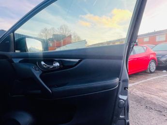 Nissan Qashqai 1.6 dCi Tekna XTRON 2WD Euro 6 (s/s) 5dr