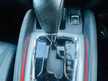 Nissan Qashqai 1.6 dCi Tekna XTRON 2WD Euro 6 (s/s) 5dr